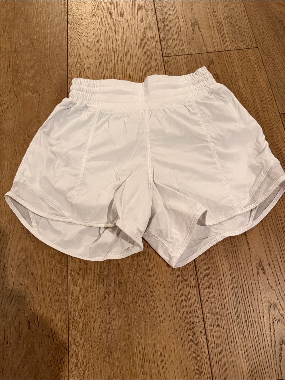 lululemon White Women’s Hotty Hot Shorts
